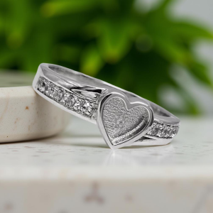 ** New Design **  Heart Accent CZ