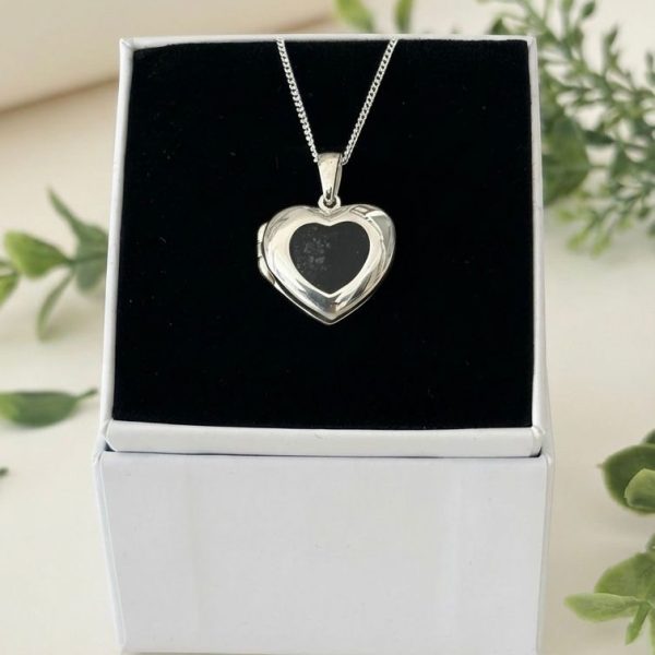Heart Locket Pendant Necklace from Lasting Memories